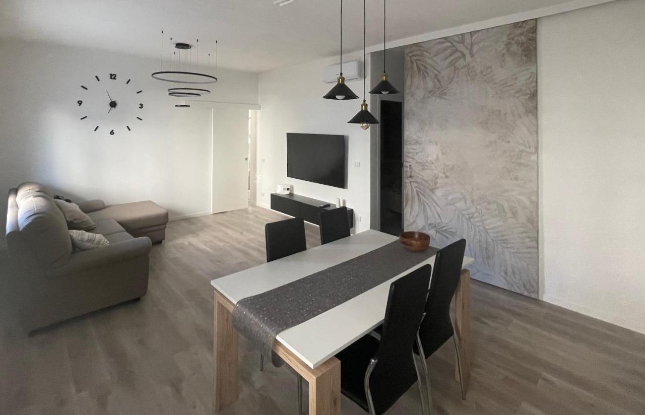 Gigi House Appartamento Piazza Mazzini 300M Dal Mare 利多迪迪耶索洛 外观 照片