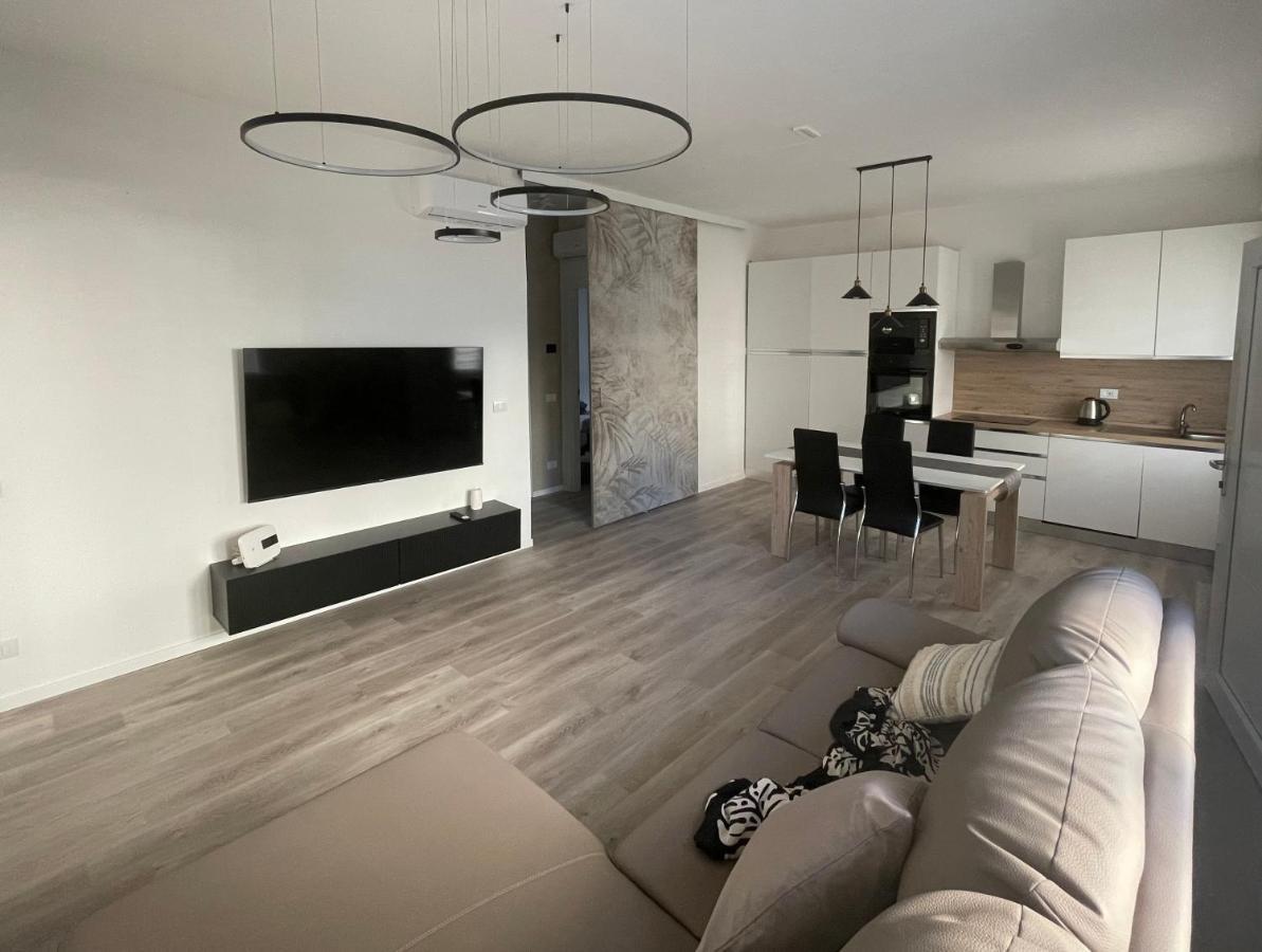 Gigi House Appartamento Piazza Mazzini 300M Dal Mare 利多迪迪耶索洛 外观 照片